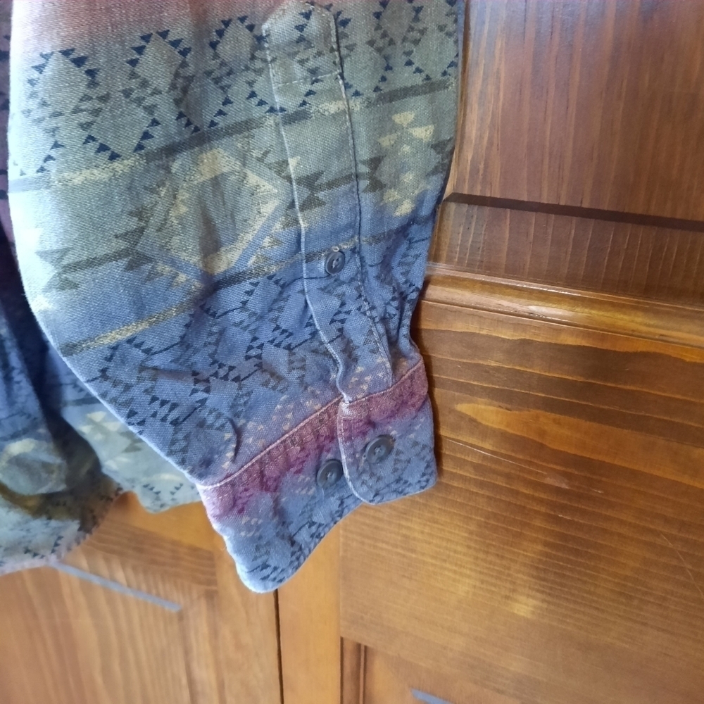Cabela's Deerskin Soft Chamois flannel aztec button down flannel shirt size XL - Picture 11 of 12